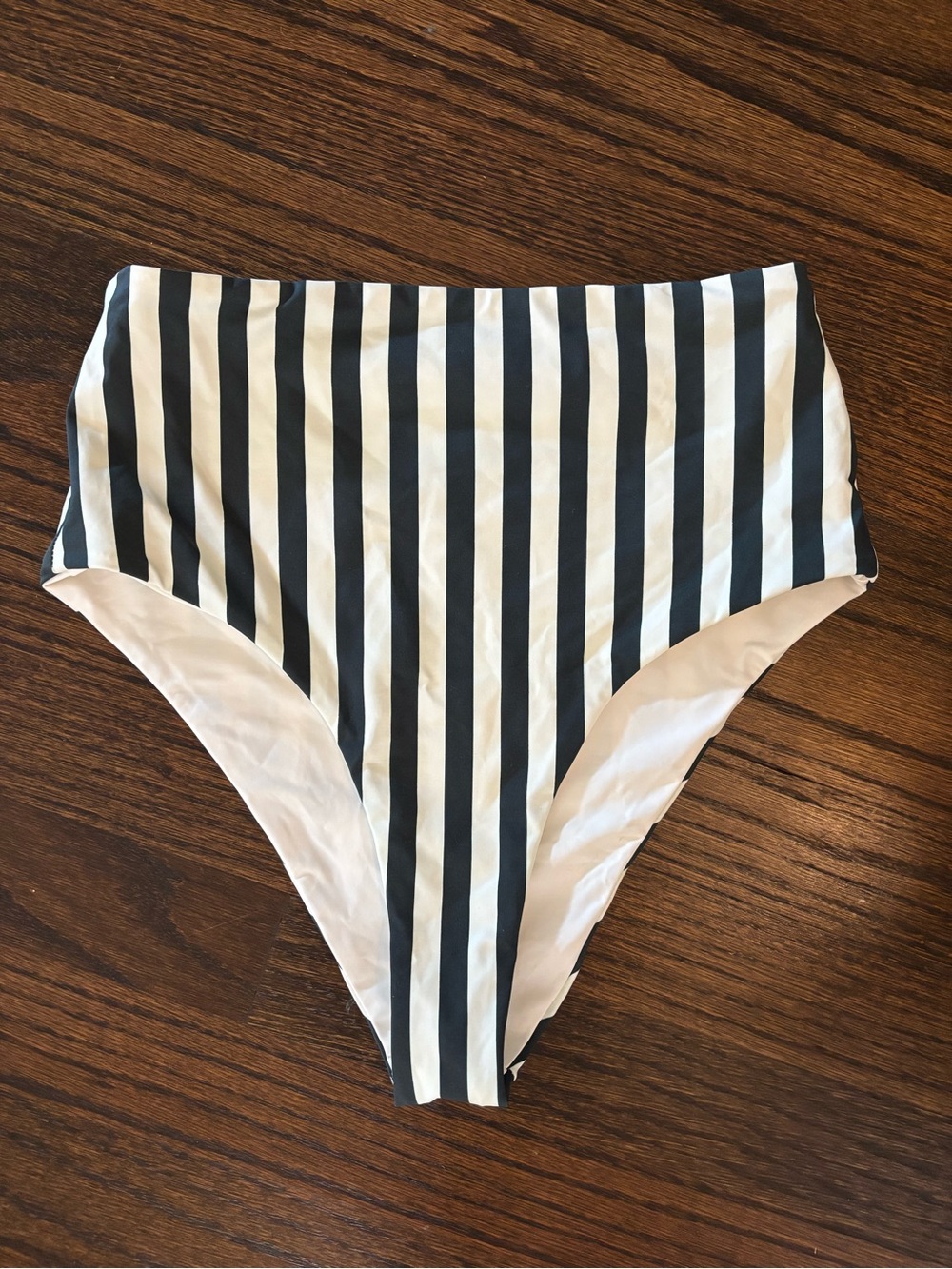 High-Waist Striped Bikini Bottoms - Green & White